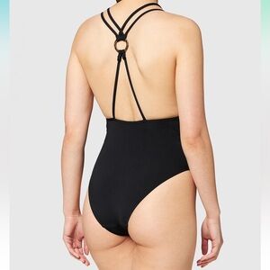 Seafolly Women's Active Multi Rouleau Maillot Swimsuit | One Piece Swimsuit